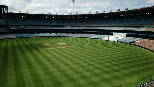 新百伦坚持 新百伦坚持